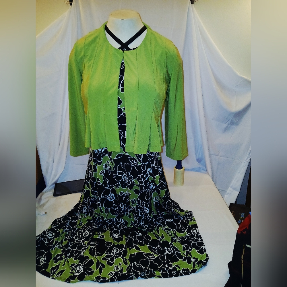 Julian Taylor Green and Black Floral Midi Skirt